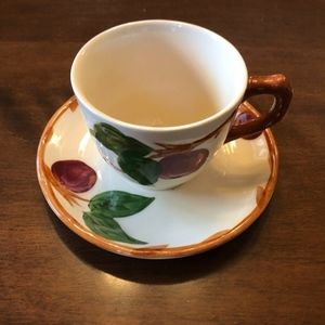 7 Vintage Franciscan Apple Cup & Saucers